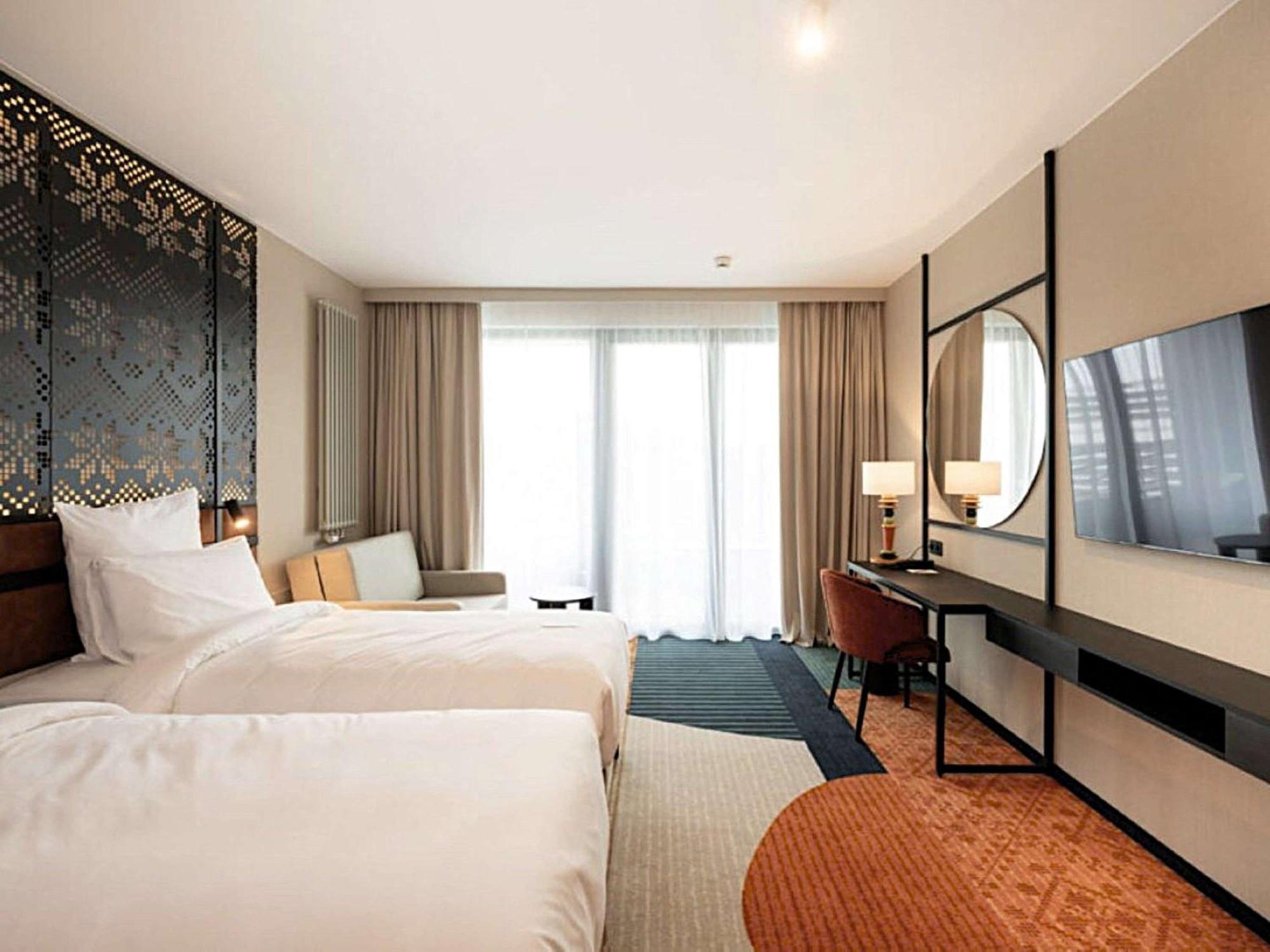 Mercure 4*